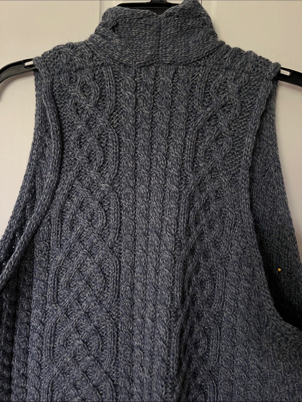Aran Sweater Market cable vest, Merino Wool, blue, Women’s XL made in Ireland - Picture 11 of 13